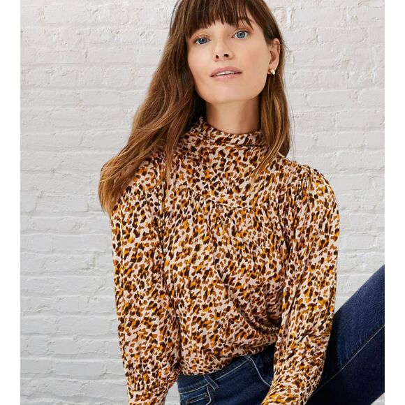 Ann Taylor Leopard Print Turtleneck Top XS - Picture 14 of 15